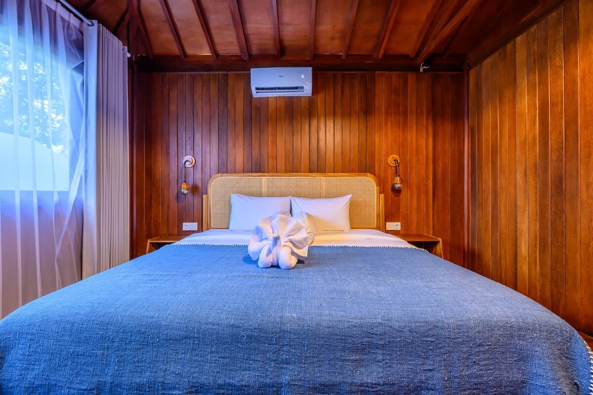 Bedroom 2 — Eco Teak