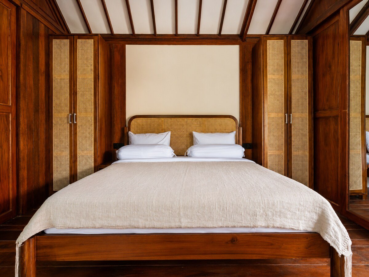 Eco Exclusive — Bedroom photo 1