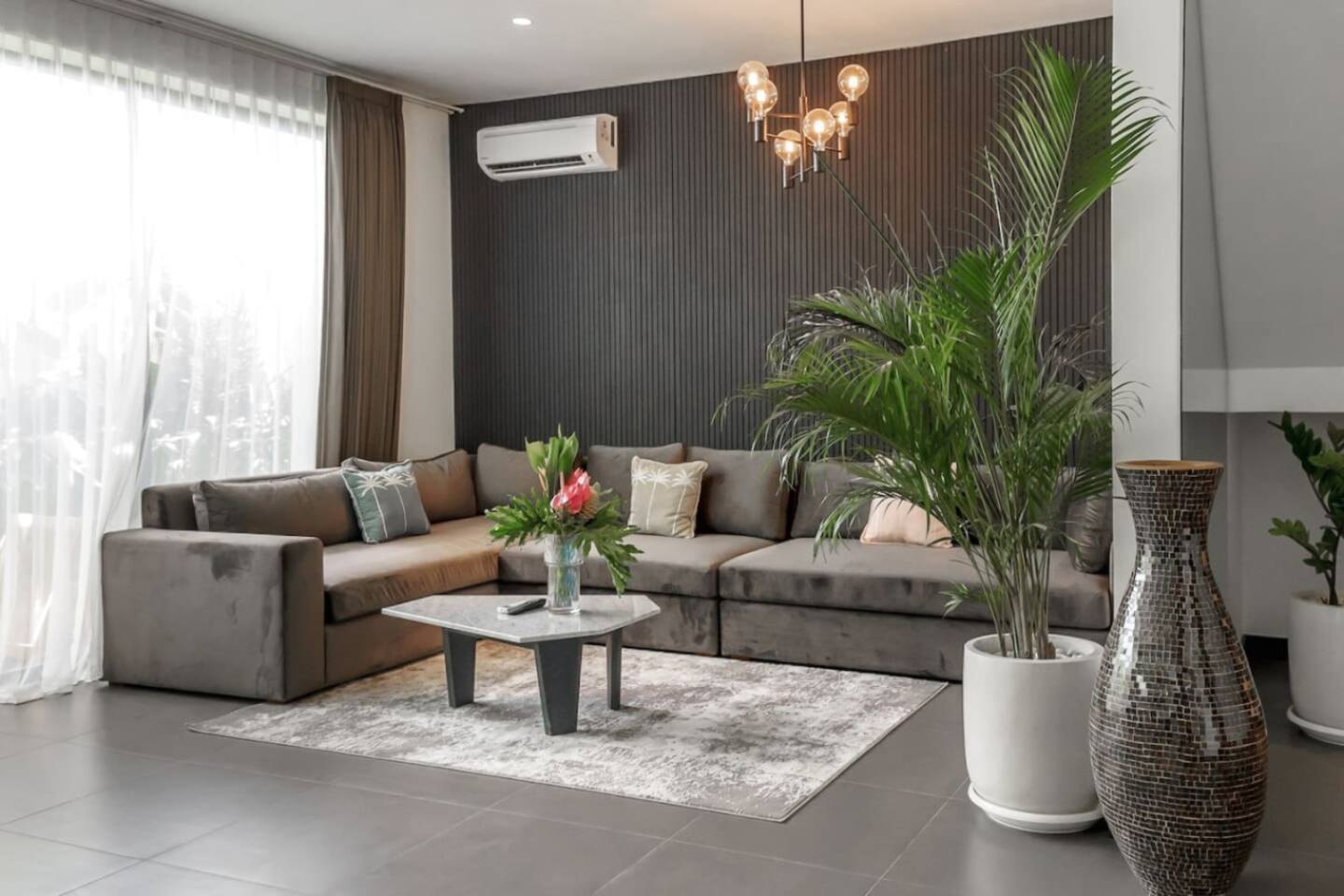 Premier Umalas 16 — Stylish 3BR Pool Townhouse — Umalas villa