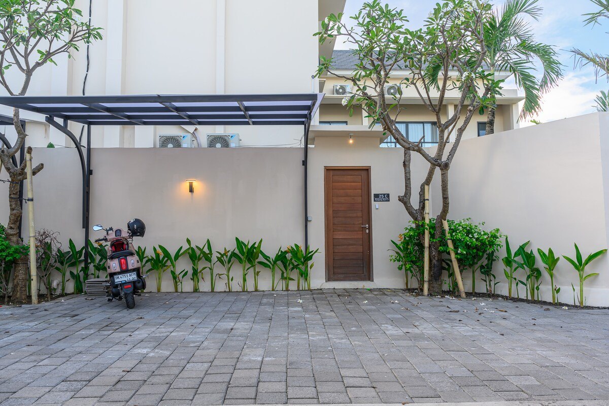 Sanur Garden Pool Villa