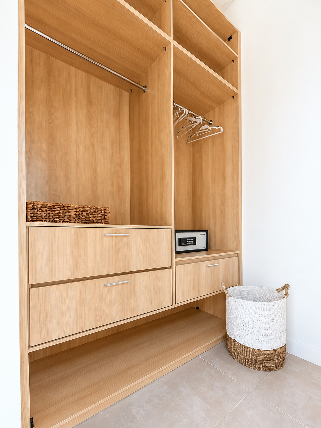 Modern 2BR Pool Townhouse in Sanur — Additional photos photo 2