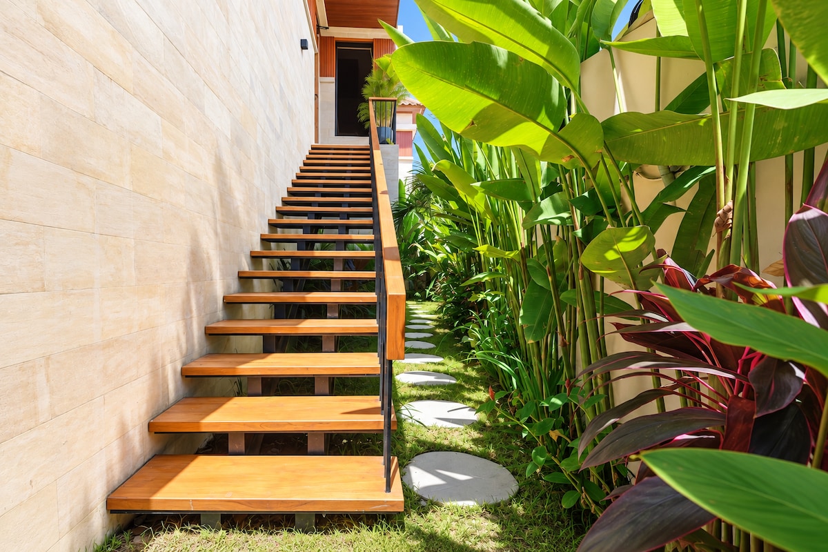2BR Villa with Courtyard Garden in Sanur