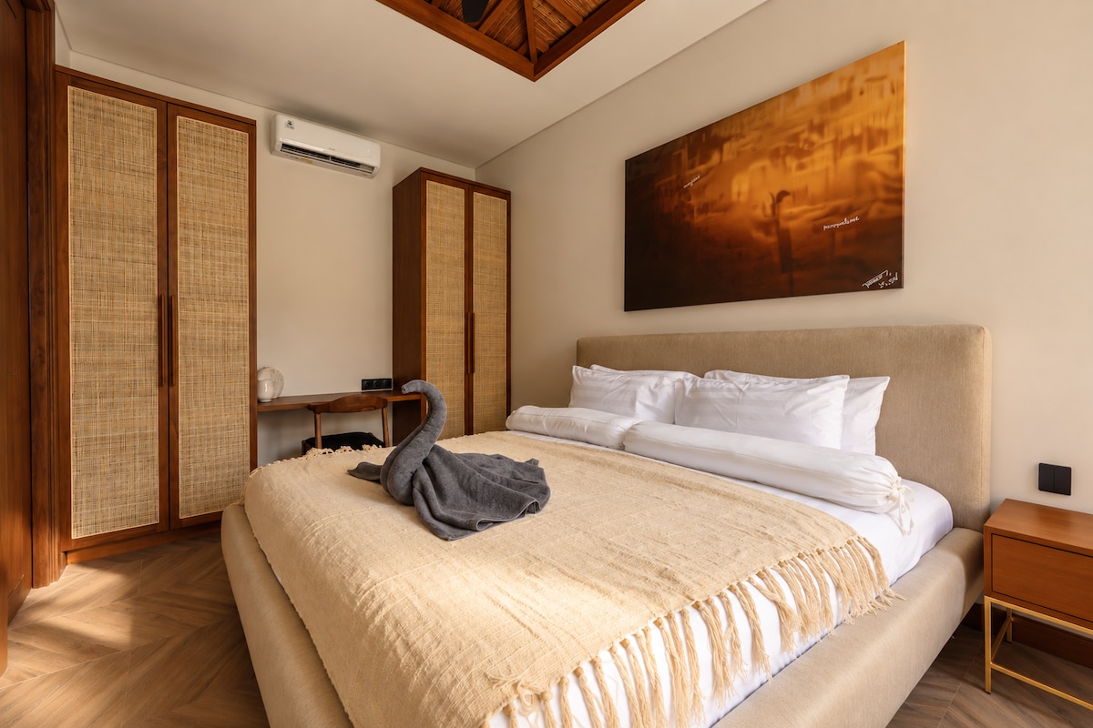 Elegant 3BR Pool Villa with Garden in Sanur